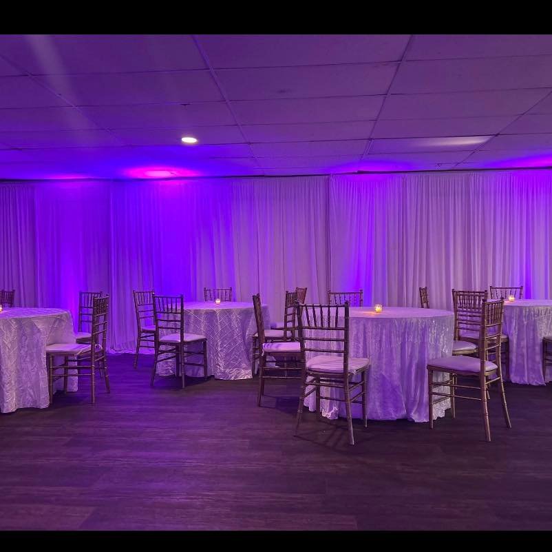 Felicity Seven Studio Detail